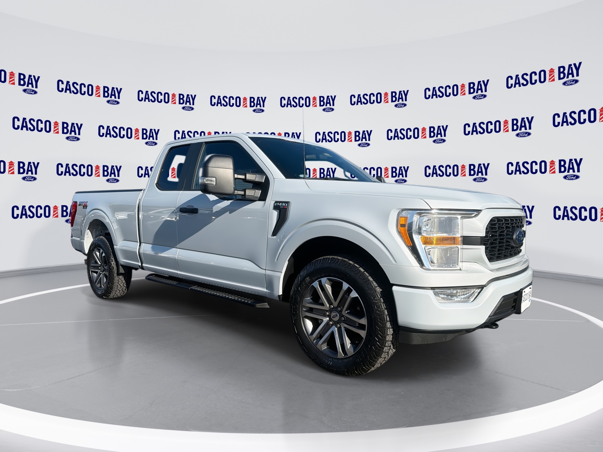 2022 Ford F-150 XL's photo