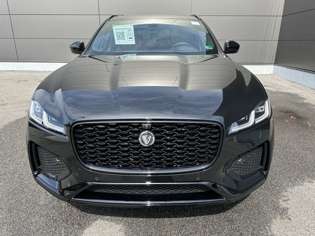 2026 Jaguar F-PACE P250 R-Dynamic S photo 9