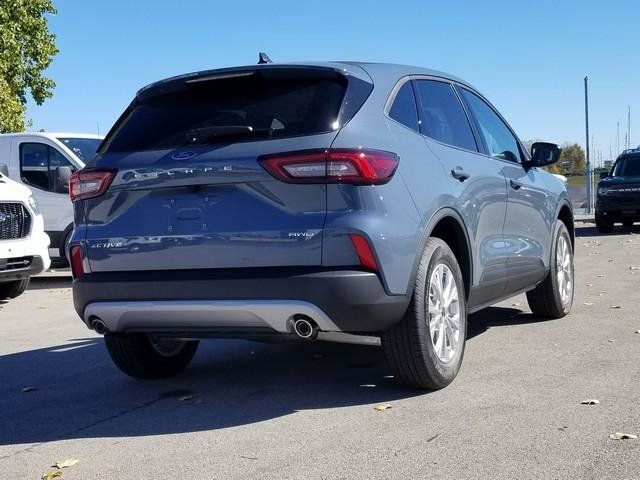 2026 Ford Escape Active photo 4
