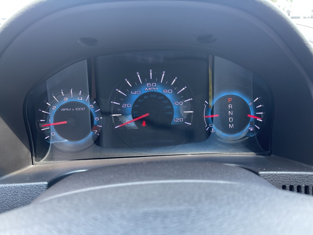 2012 Ford Fusion SE photo 3