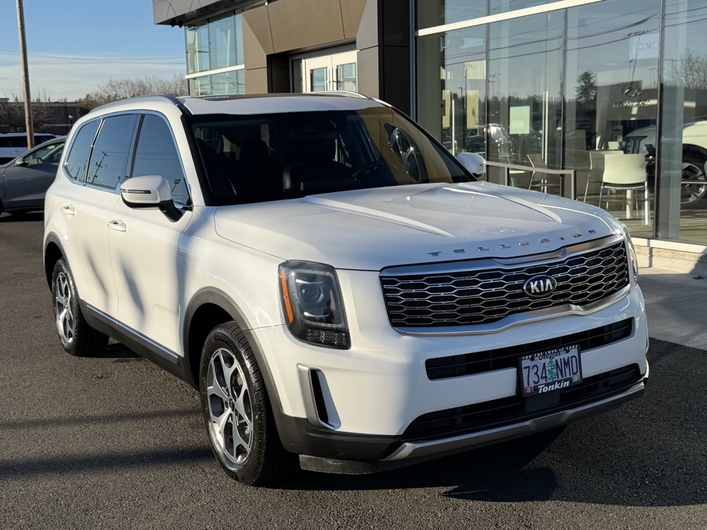2020 Kia Telluride EX photo 2