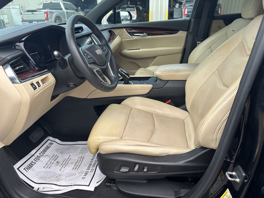 2017 Cadillac XT5 Luxury photo 13