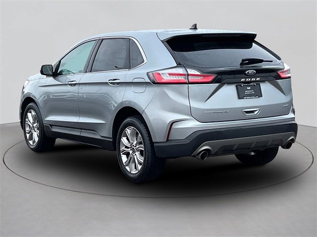 2022 Ford Edge Titanium photo 4
