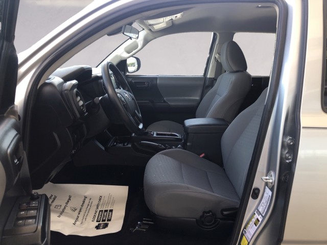2022 Toyota Tacoma 4x4 SR Double Cab V6 photo 8