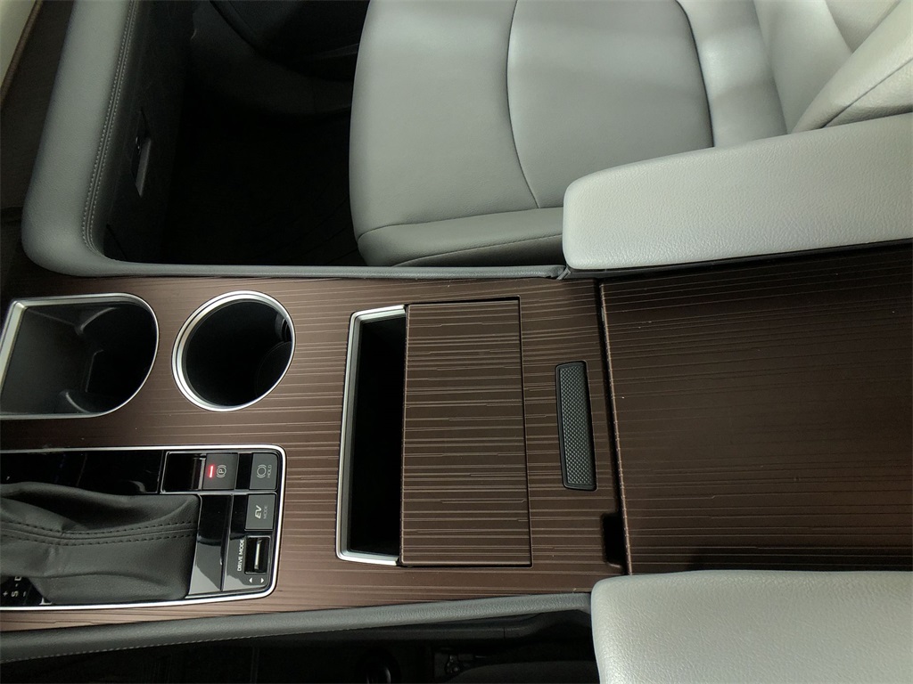 2024 Toyota Sienna XLE photo 15