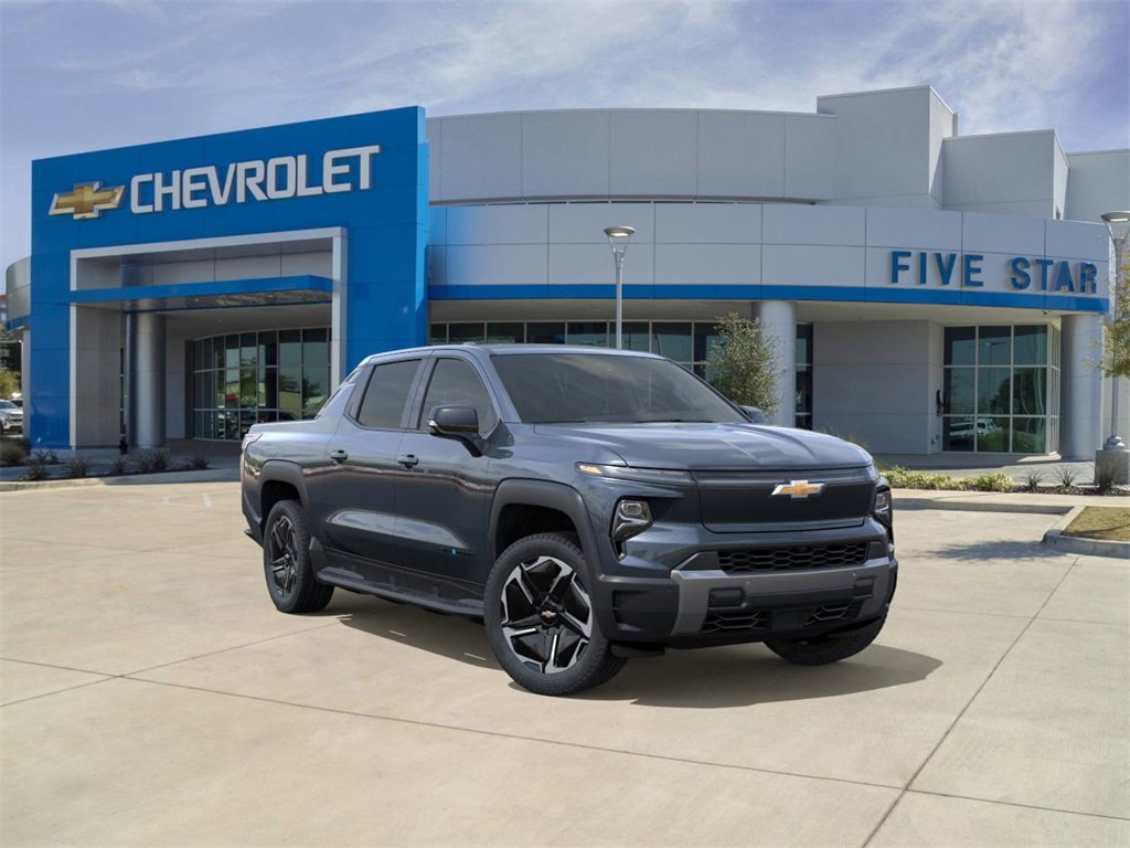 2026 Chevrolet Silverado EV LT's photo