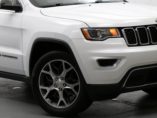 2019 Jeep Grand Cherokee Limited photo 3