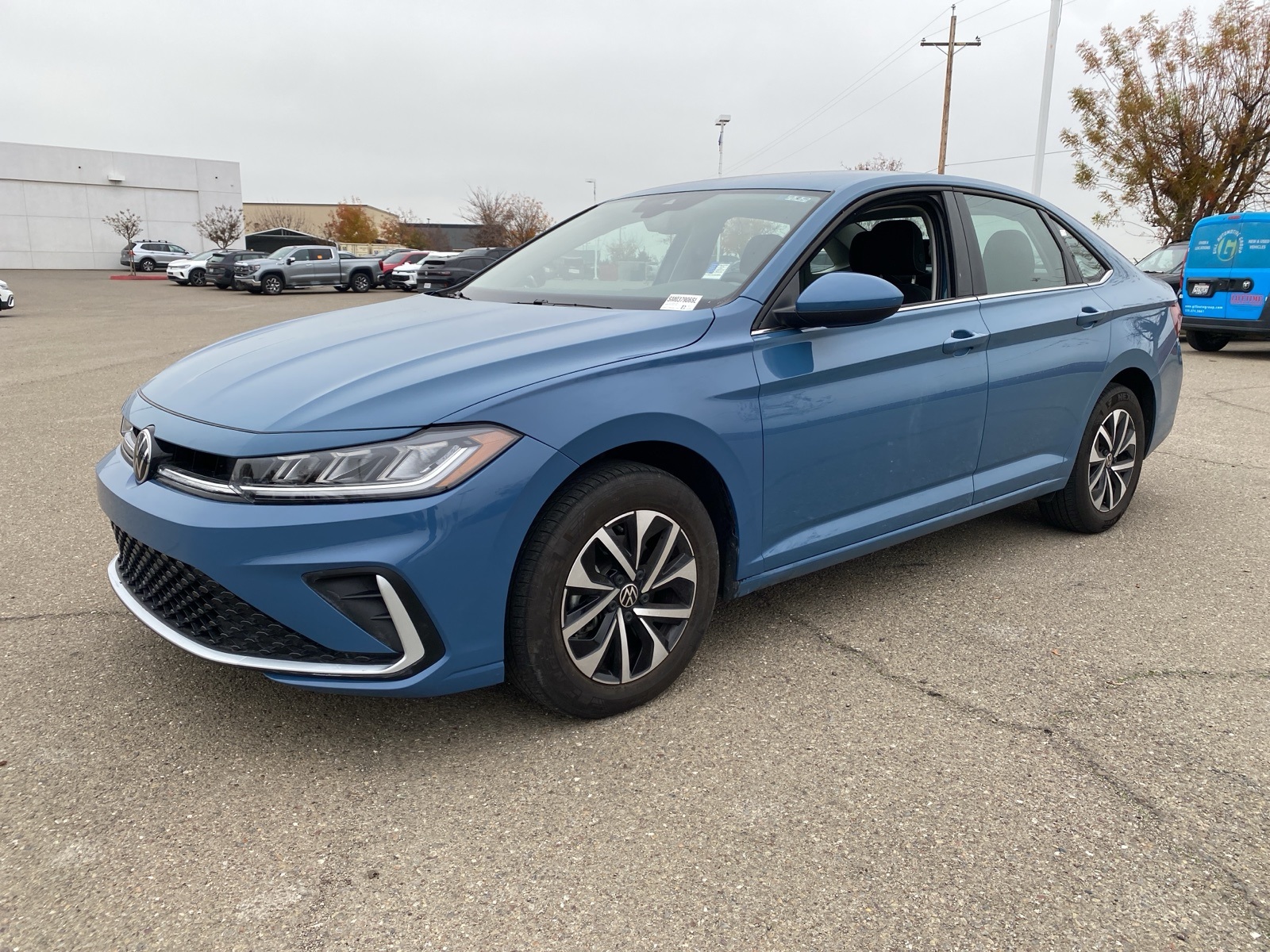 2025 Volkswagen Jetta S's photo