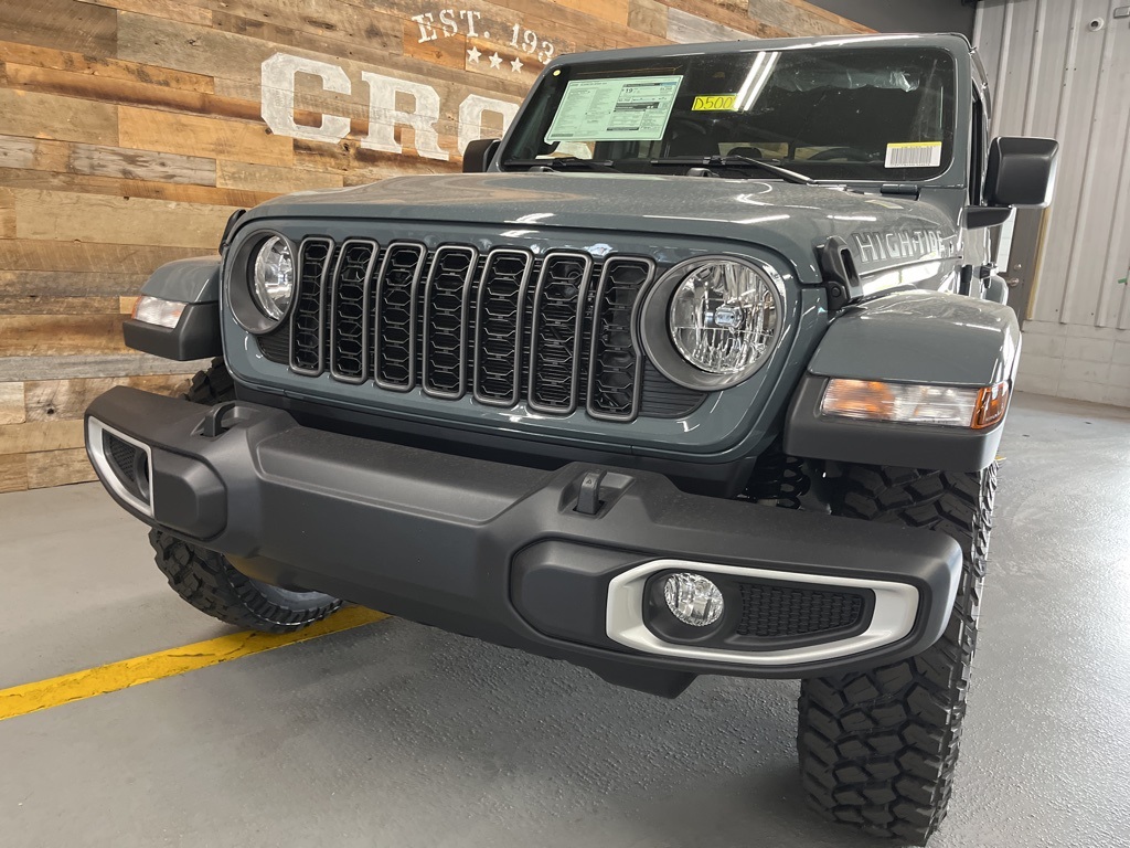 2025 Jeep Gladiator Sport photo 13
