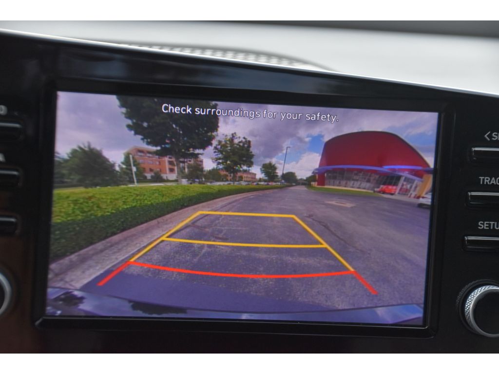 2022 Hyundai Elantra SEL Convenience photo 18