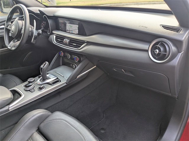 2022 Alfa Romeo Stelvio Ti photo 26