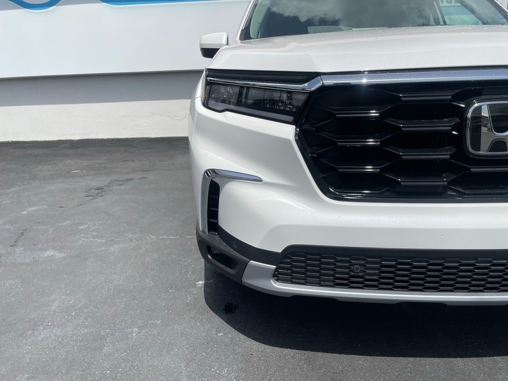 2025 Honda Pilot Touring photo 36