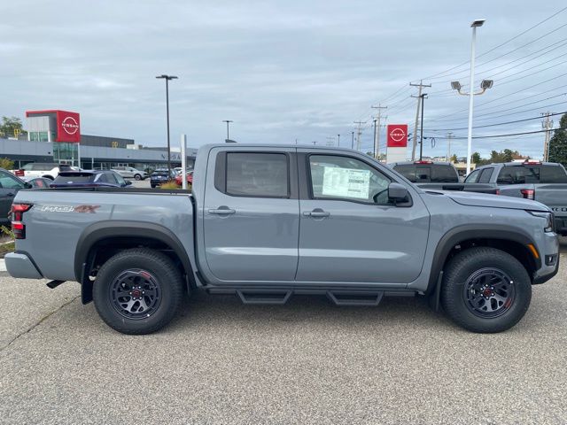 2026 Nissan Frontier PRO-4X photo 2