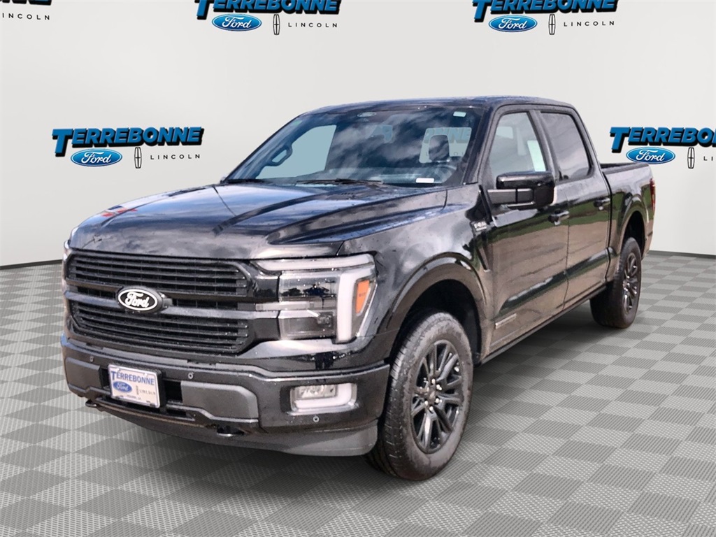 2025 Ford F-150 Platinum's photo