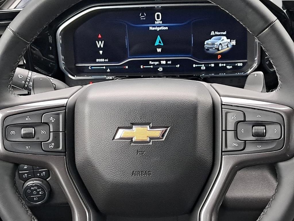 2023 Chevrolet Silverado 1500 High Country photo 13