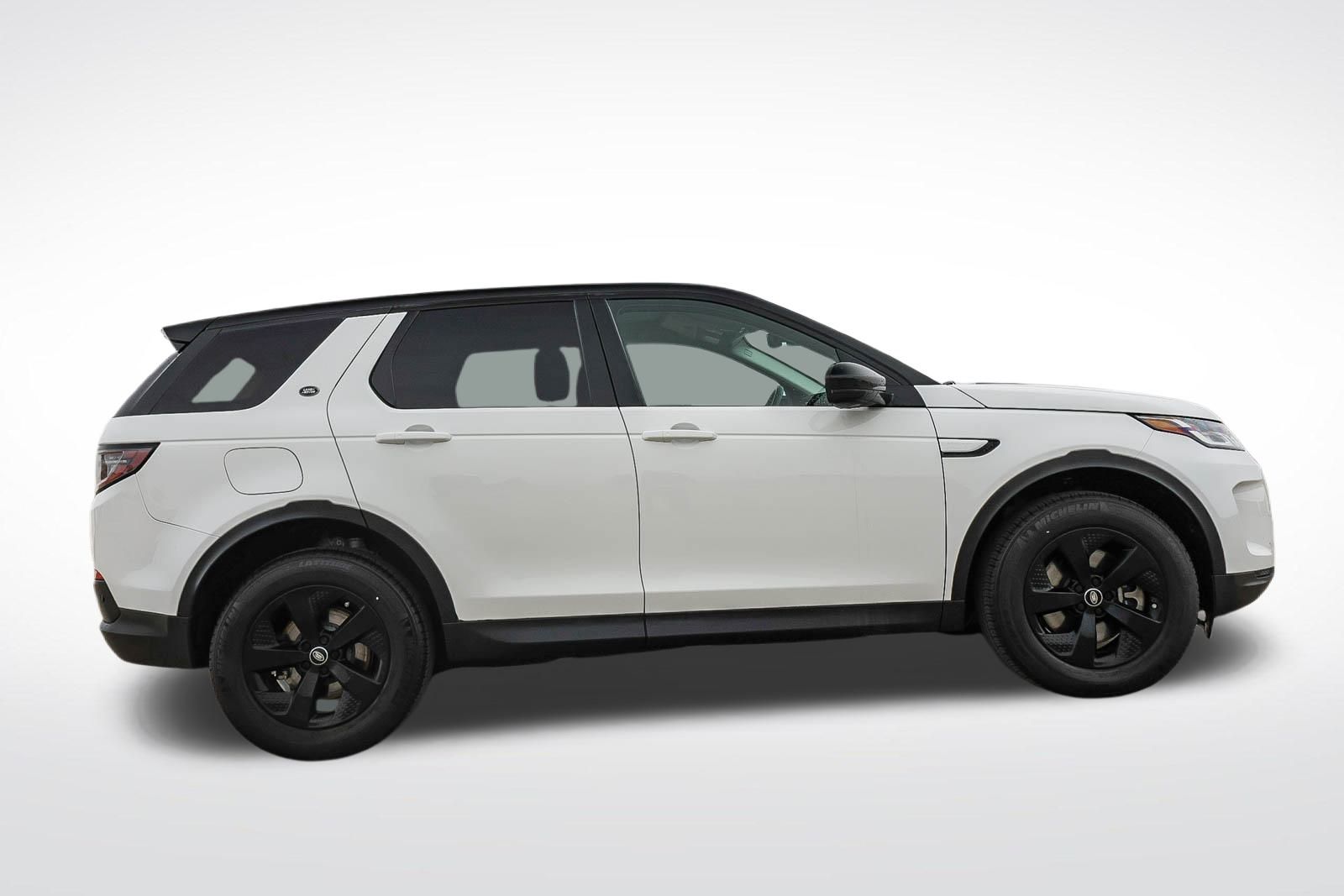 2022 Land Rover Discovery Sport S photo 3