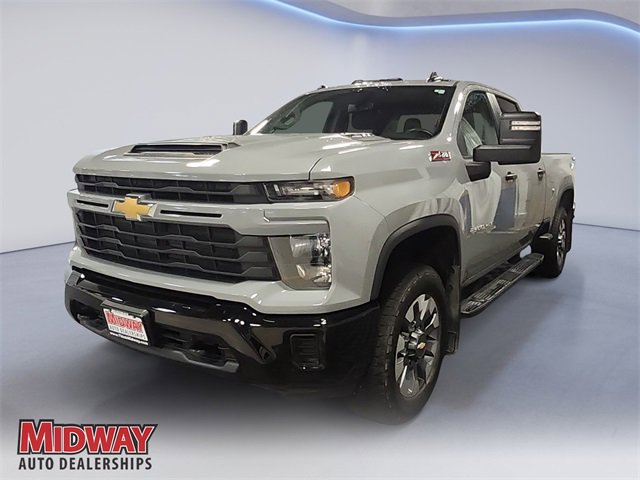 2024 Chevrolet Silverado 2500HD Custom's photo