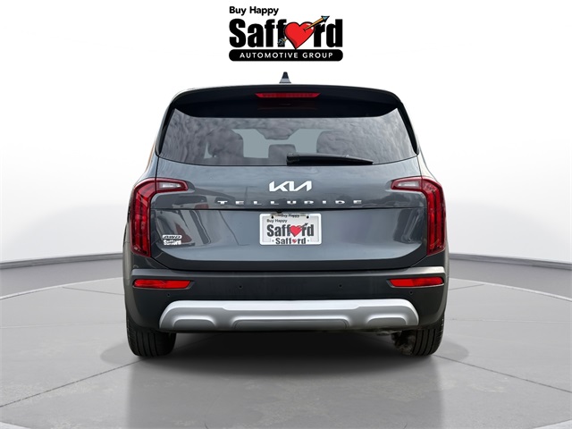 2022 Kia Telluride LX photo 3