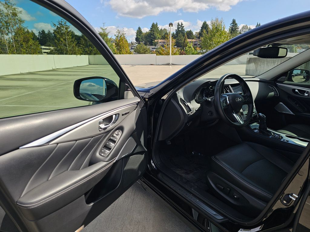 2023 Infiniti Q50 LUXE photo 21