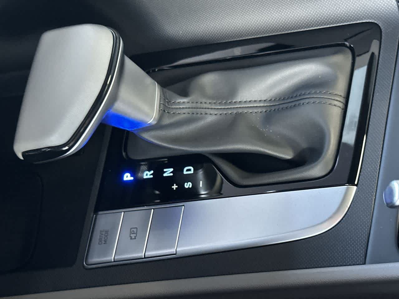 2025 Hyundai Elantra SEL Sport photo 15