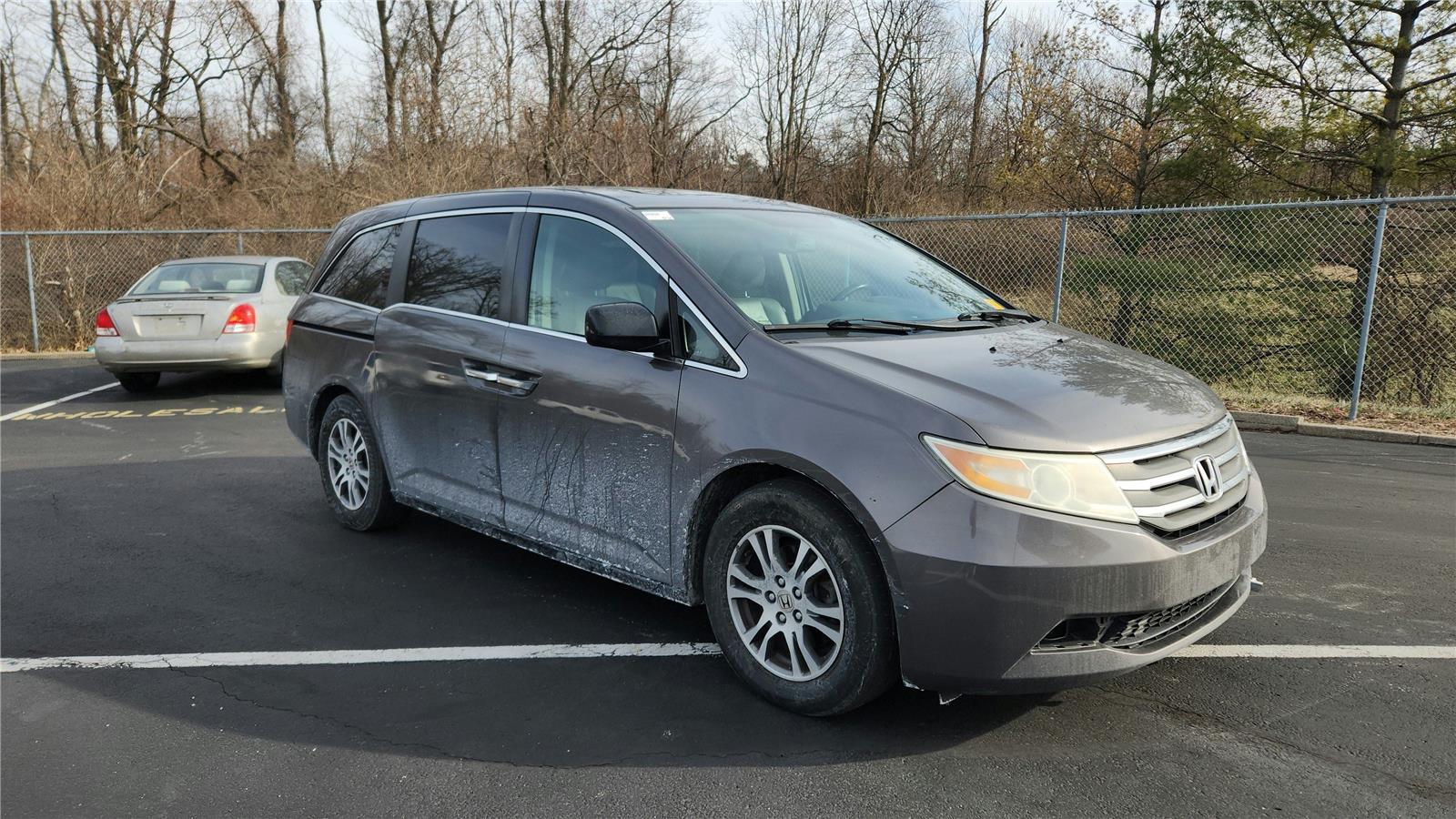 Used 2013 Honda Odyssey EX-L with VIN 5FNRL5H62DB004952 for sale in Florence, KY