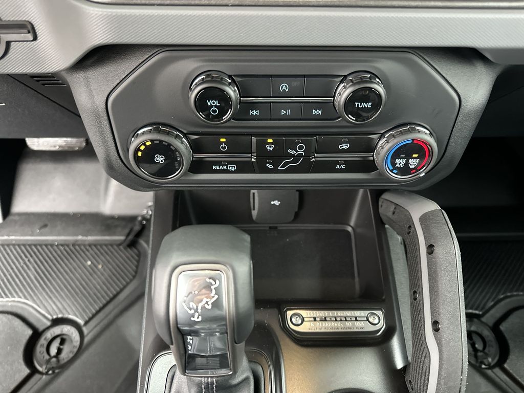 2024 Ford Bronco Big Bend photo 19