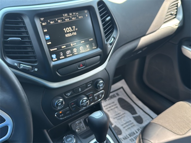 2018 Jeep Cherokee Latitude photo 17