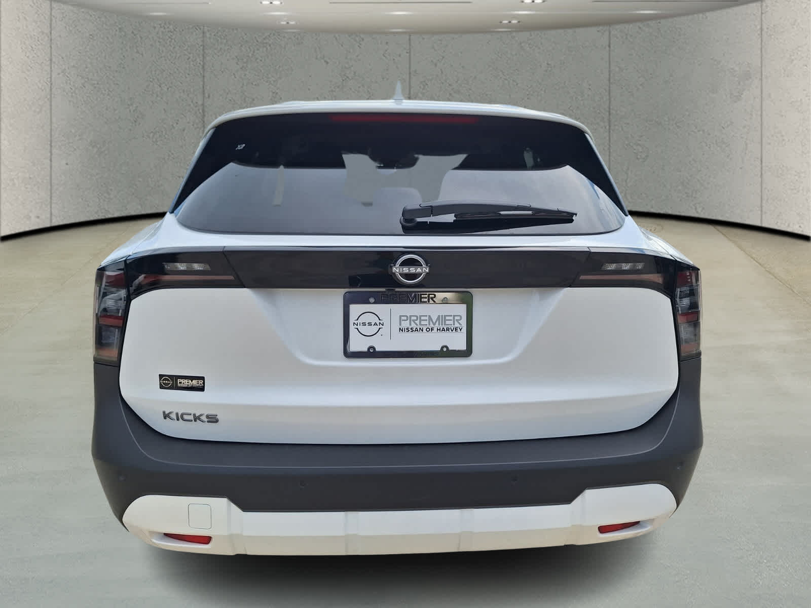 2025 Nissan Kicks SV photo 4