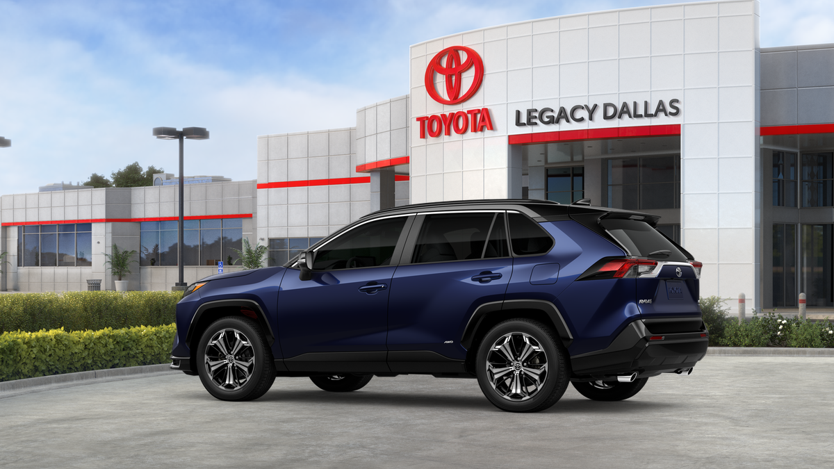 2025 Toyota RAV4 Hybrid XSE photo 2