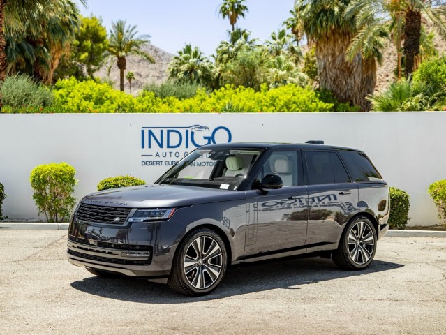 2025 Land Rover Range Rover SE