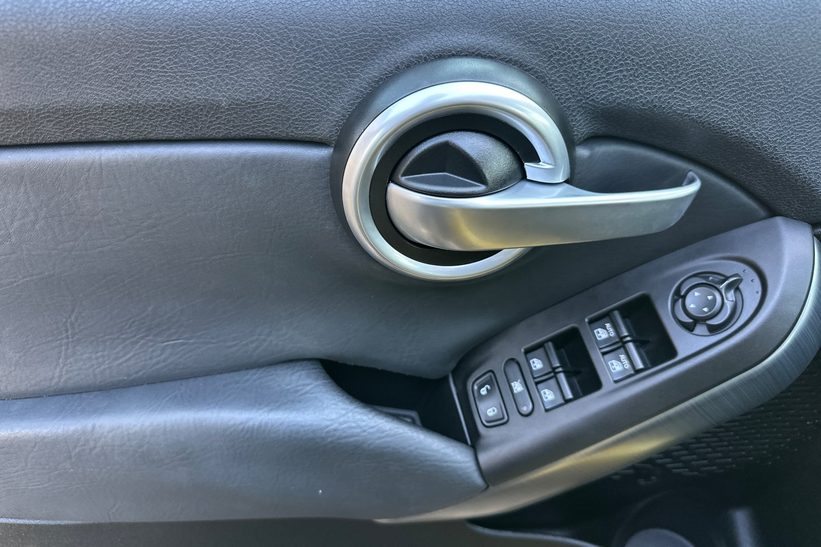 2017 Fiat 500X Trekking photo 11