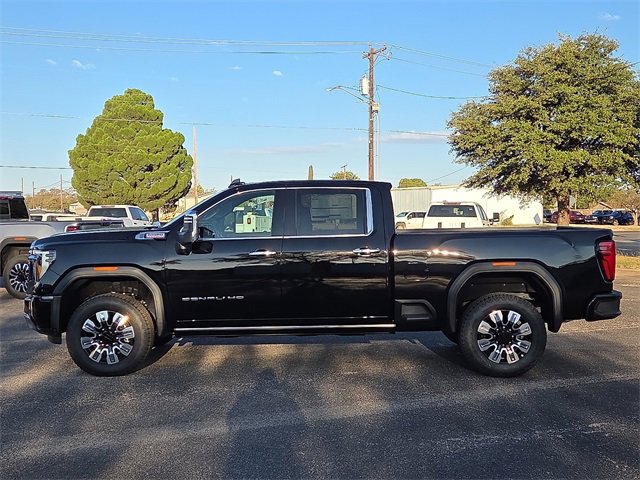 2026 Gmc Sierra 2500 Denali photo 2