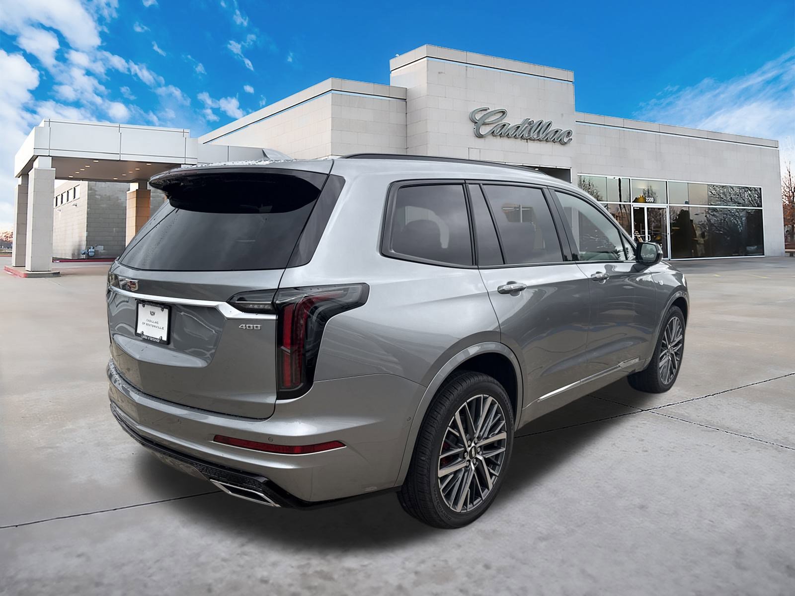 2025 Cadillac XT6 Sport photo 3