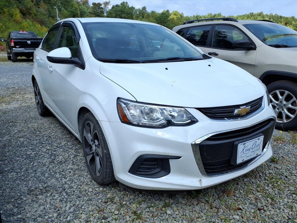 2020 Chevrolet Sonic Premier photo 3