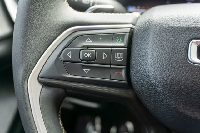 2023 Jeep Grand Cherokee Altitude photo 16