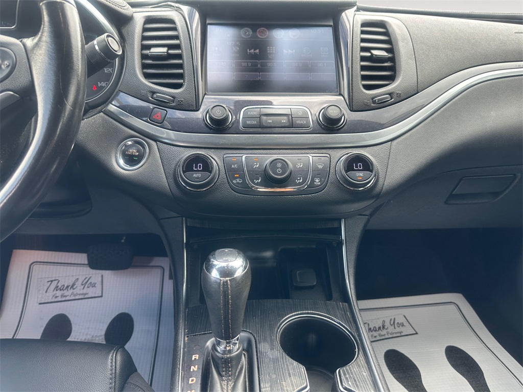 2018 Chevrolet Impala 1LT photo 11