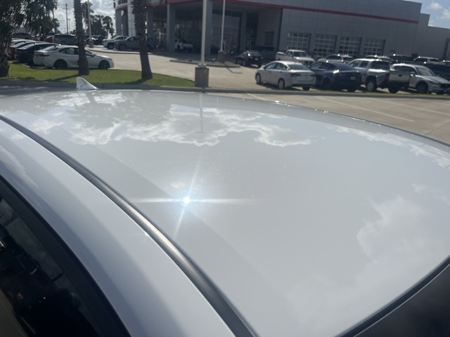 2023 Toyota Corolla SE photo 7