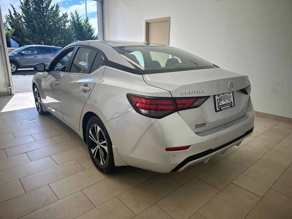 2021 Nissan Sentra SV photo 4
