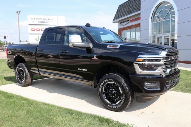 2025 Ram 2500 Laramie photo 3