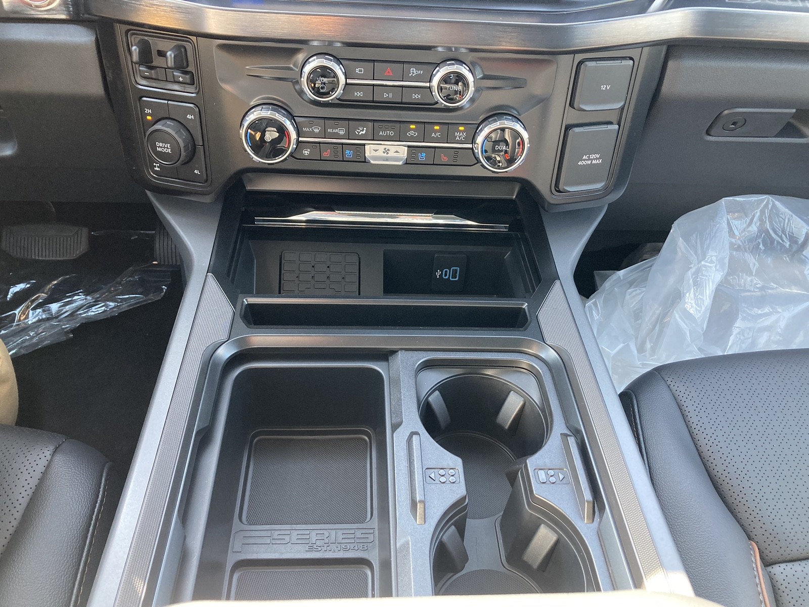 2026 Ford F-250 Lariat photo 15