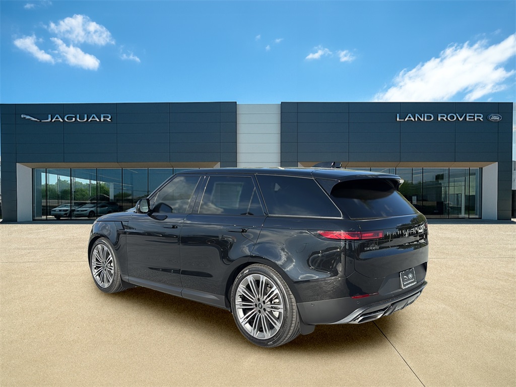 2025 Land Rover Range Rover Sport SE photo 2