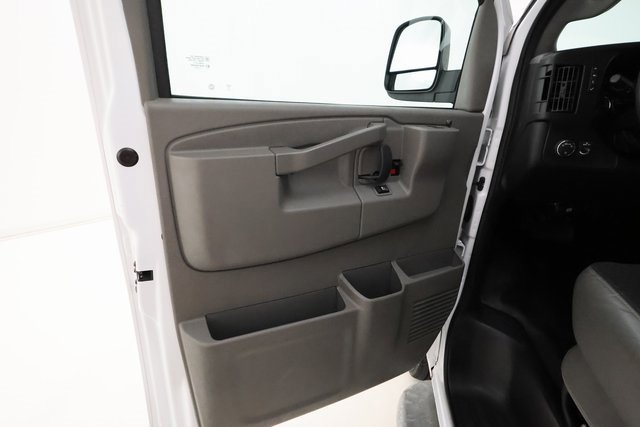 2023 Chevrolet Express Cargo Van 2500 photo 5