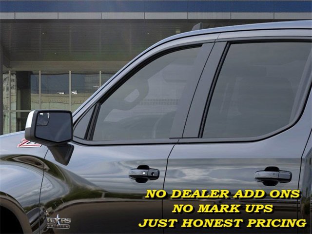 2025 Chevrolet Silverado 1500 LT photo 12