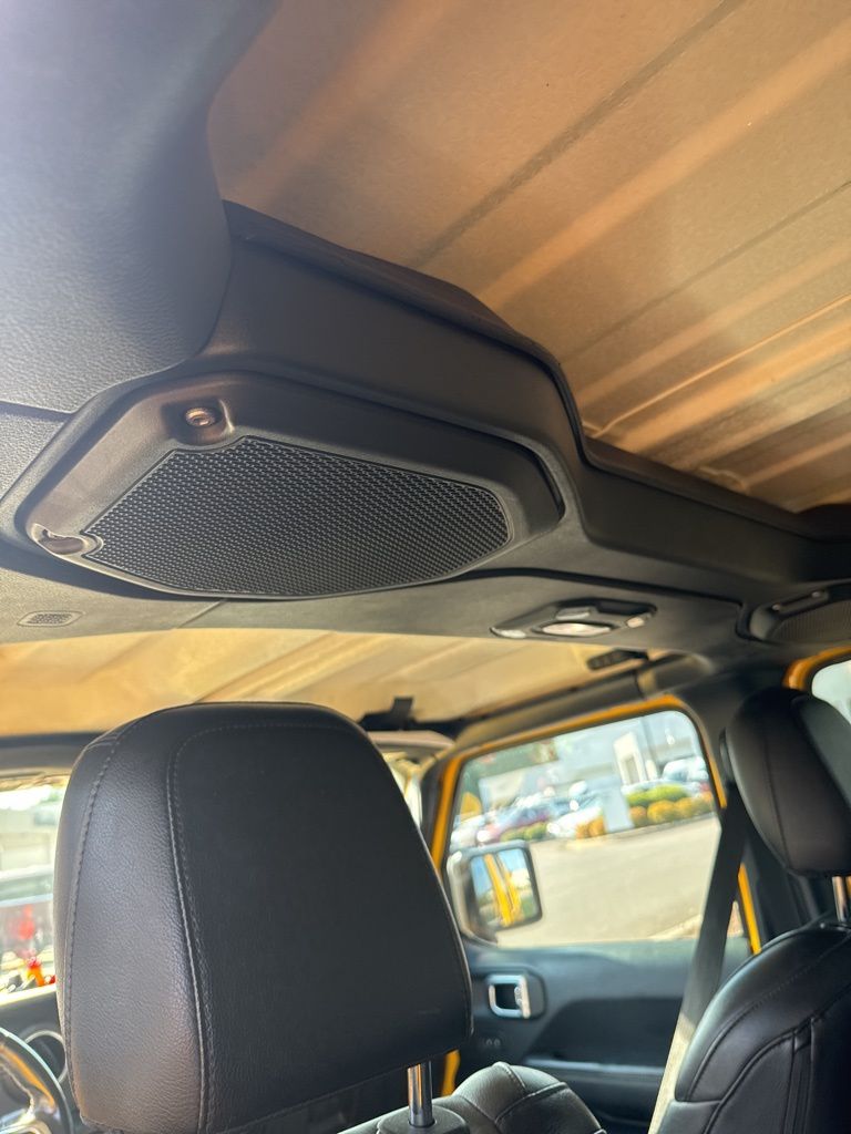 2018 Jeep Wrangler Unlimited Sahara photo 4