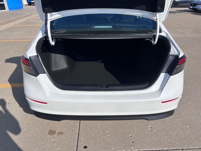 2025 Honda Accord SE photo 3