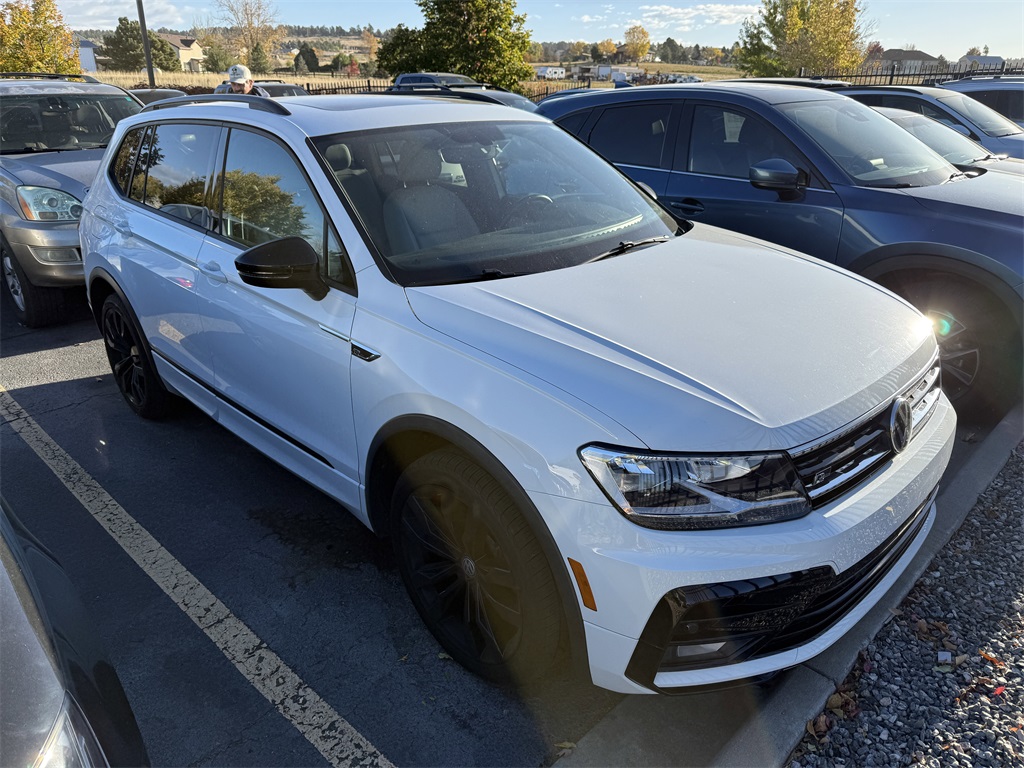 2020 Volkswagen Tiguan SE R-LINE BLACK