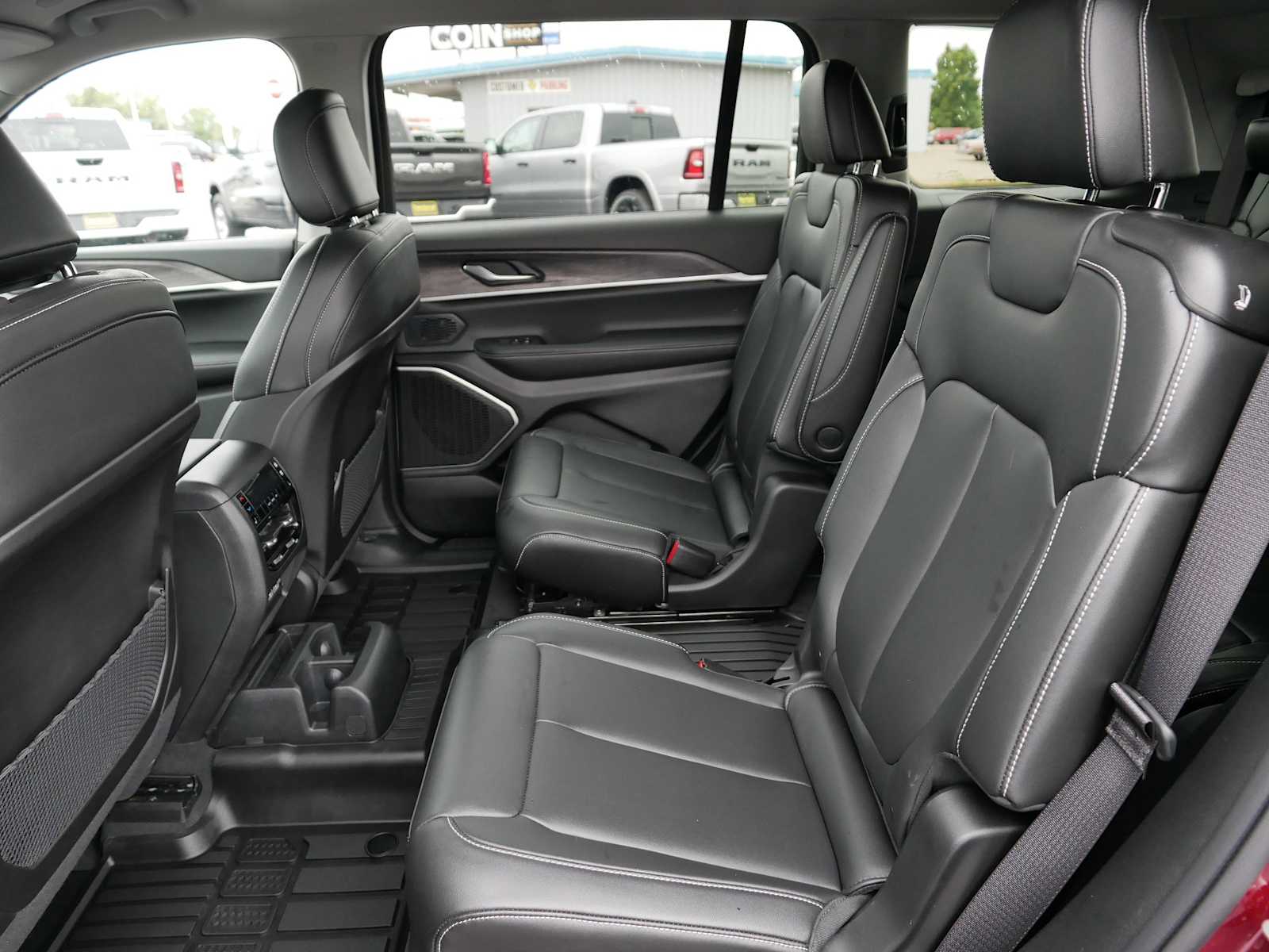 2023 Jeep Grand Cherokee Limited photo 15