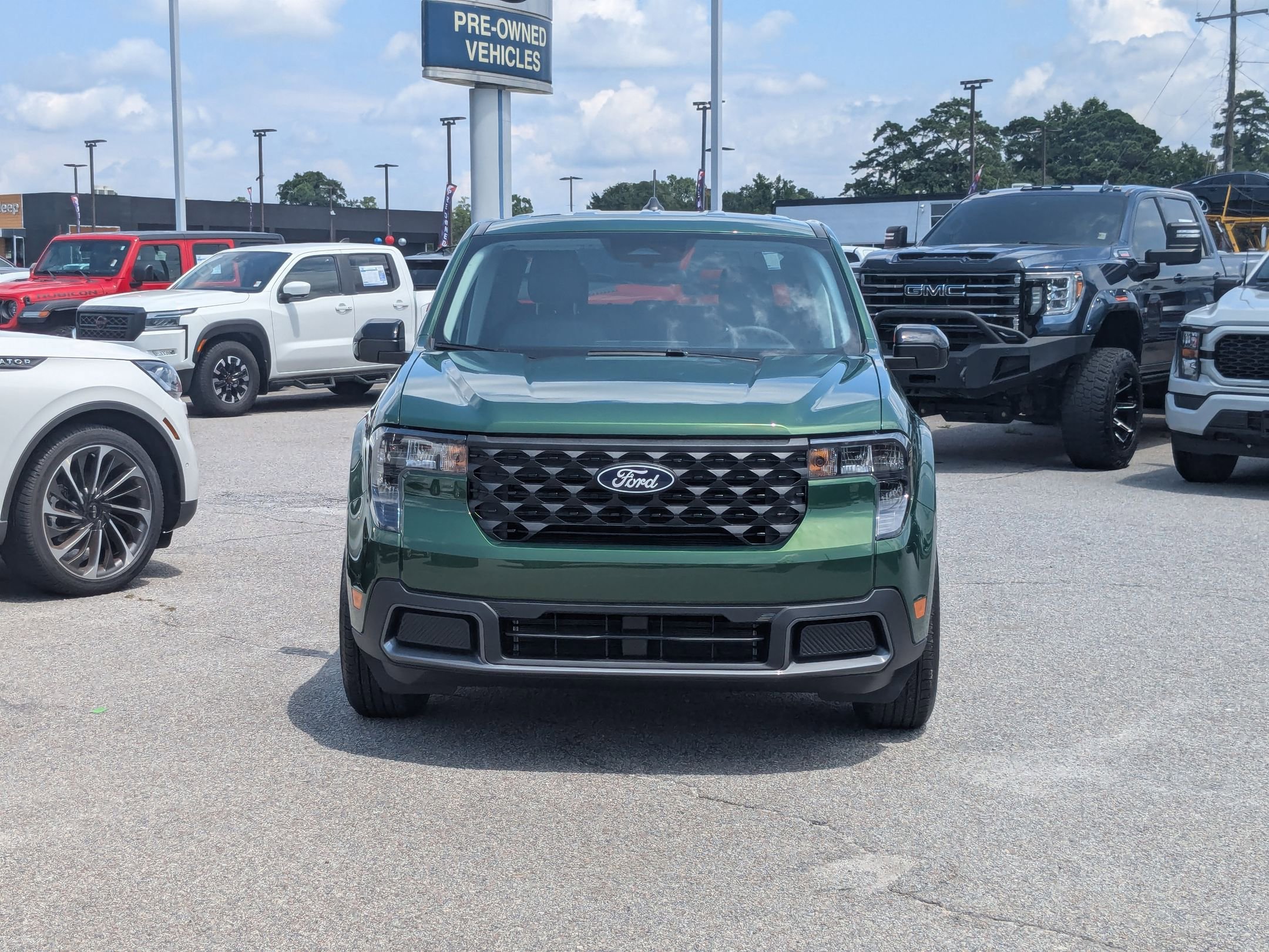 2025 Ford Maverick XL photo 2