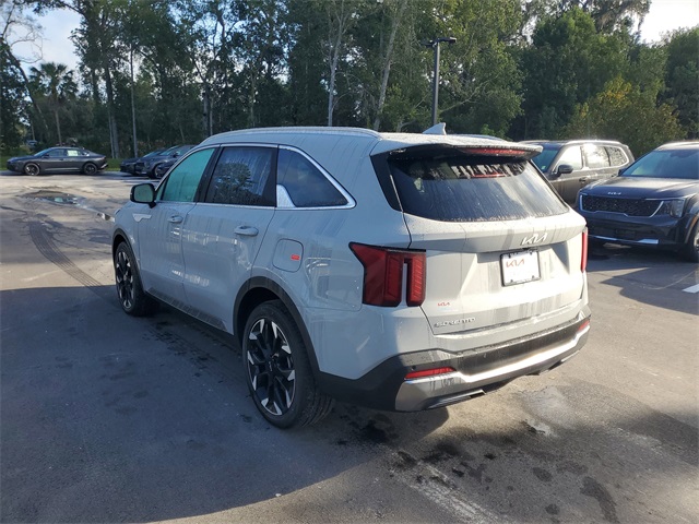 2026 Kia Sorento EX photo 4