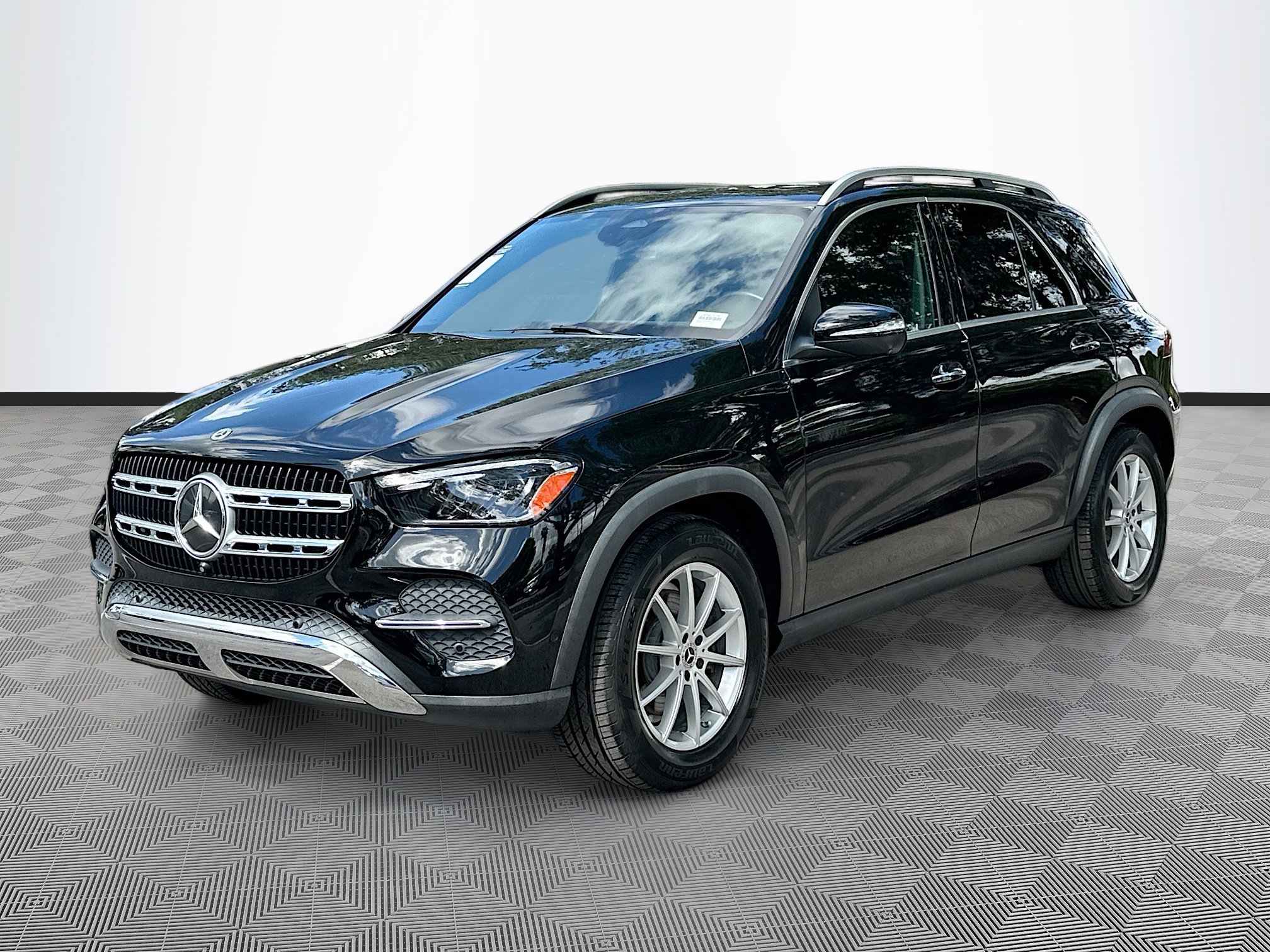 2024 Mercedes Benz GLE 350 4MATIC photo 2